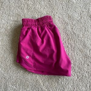 Magenta Purple Lululemon Hotty Hot Shorts 2.5in